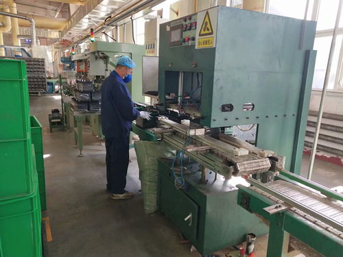 电瓶修复、UPS电池维护与通讯设备修理的核心要点